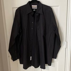 16 1/2 - 35 Black Roundtree & Yorke Long sleeve Button down